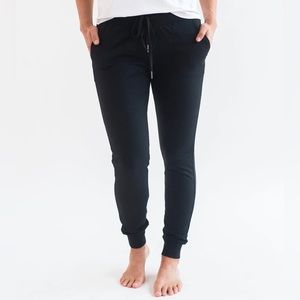 Black Unwind Zyia Pants